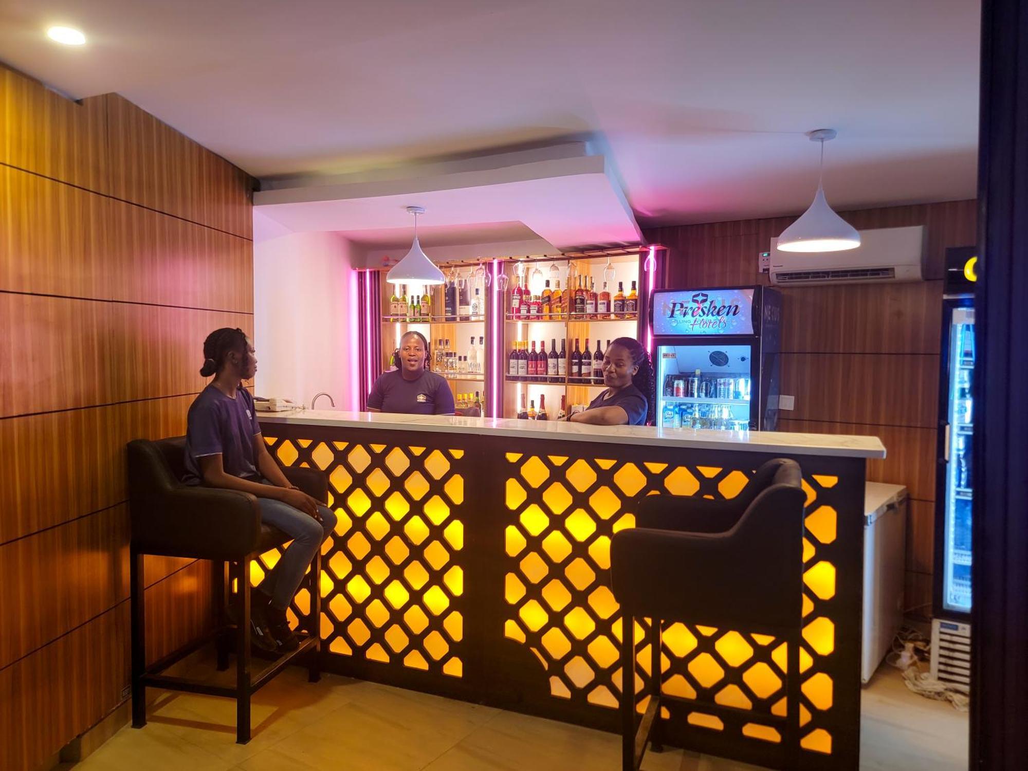 Presken Hotels Alade Avenue Ikeja Dış mekan fotoğraf