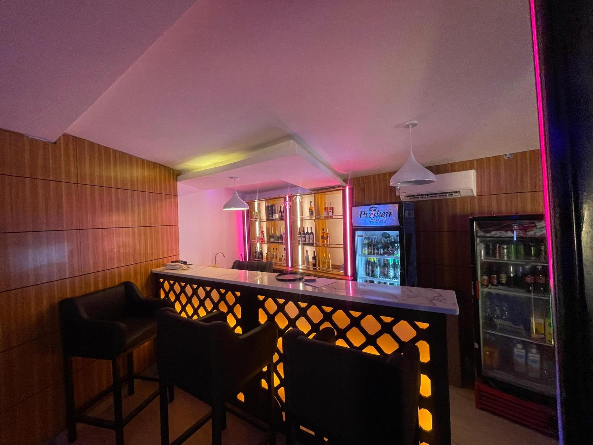 Presken Hotels Alade Avenue Ikeja Dış mekan fotoğraf
